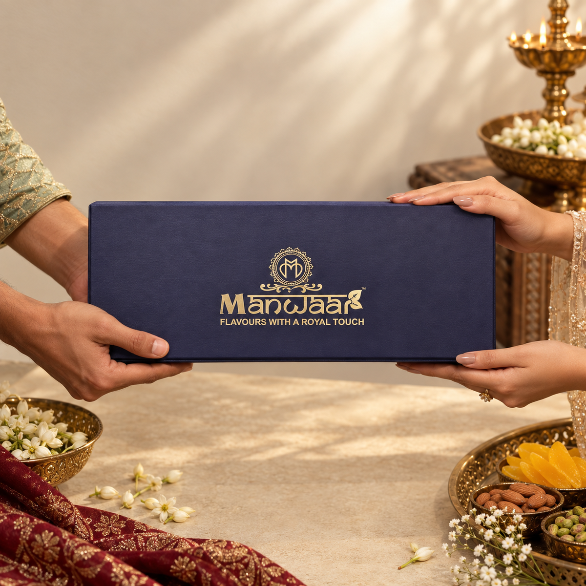 The classic Manwaar Diwali Giftbox
